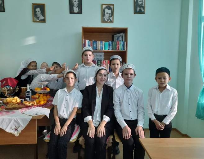 Конкурс "Диалог культур", представление татарской культуры, быта, обрядов Конкурс "Диалог культур", представление татарской культуры, быта, обрядов